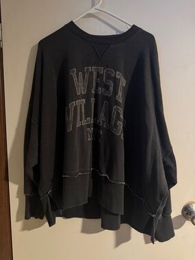 American Eagle Outfitters Black "West Village NYC" Oversized Sweatshirt
